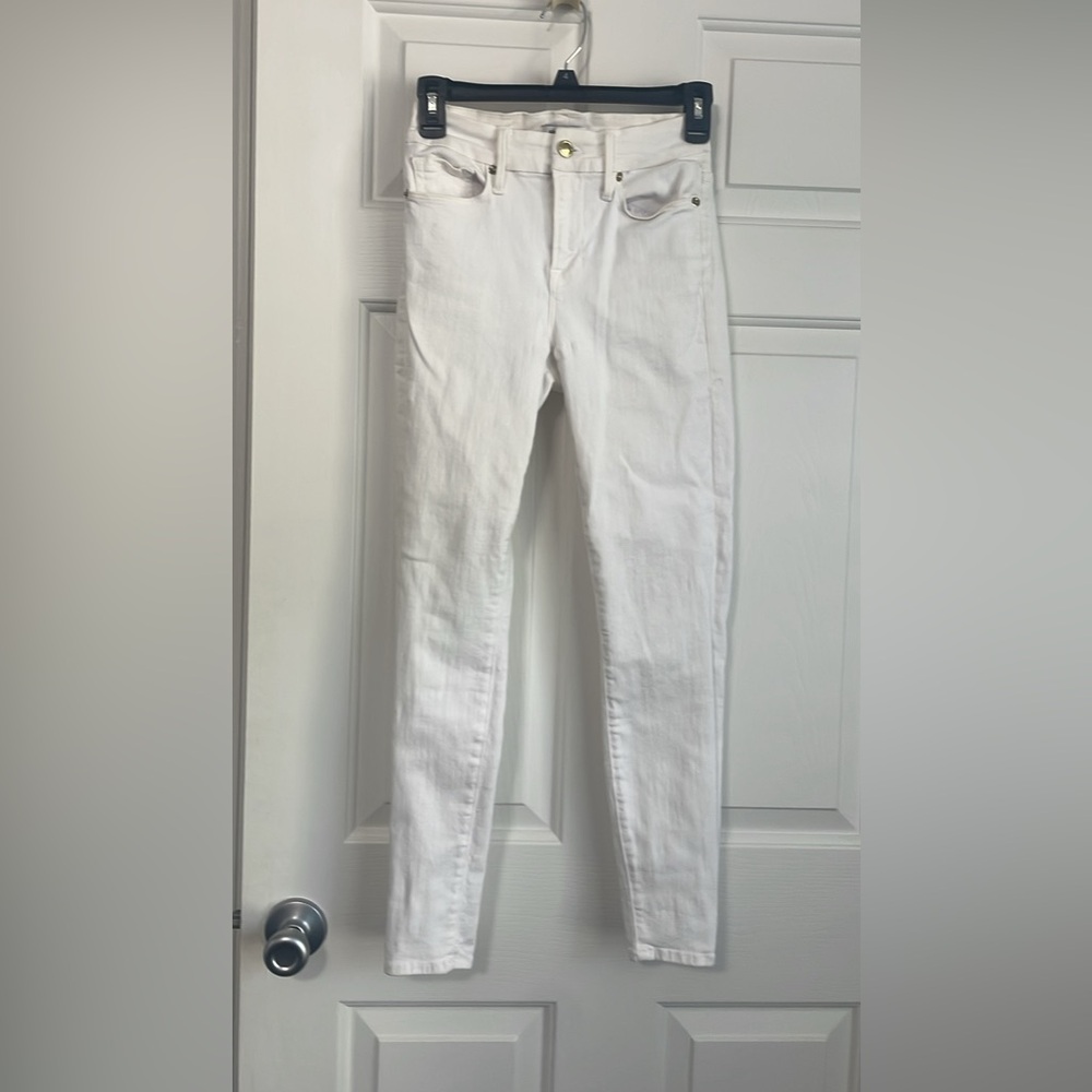 Good American Good Legs cropped. Size 0/25, white.